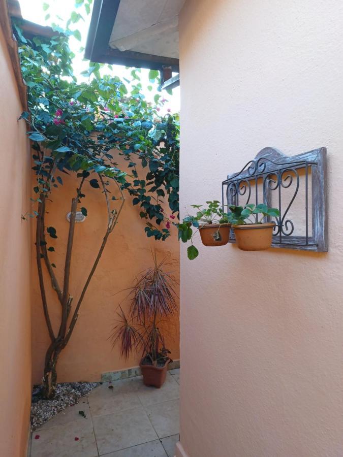 Suites Canto Do Pontal باراتي المظهر الخارجي الصورة